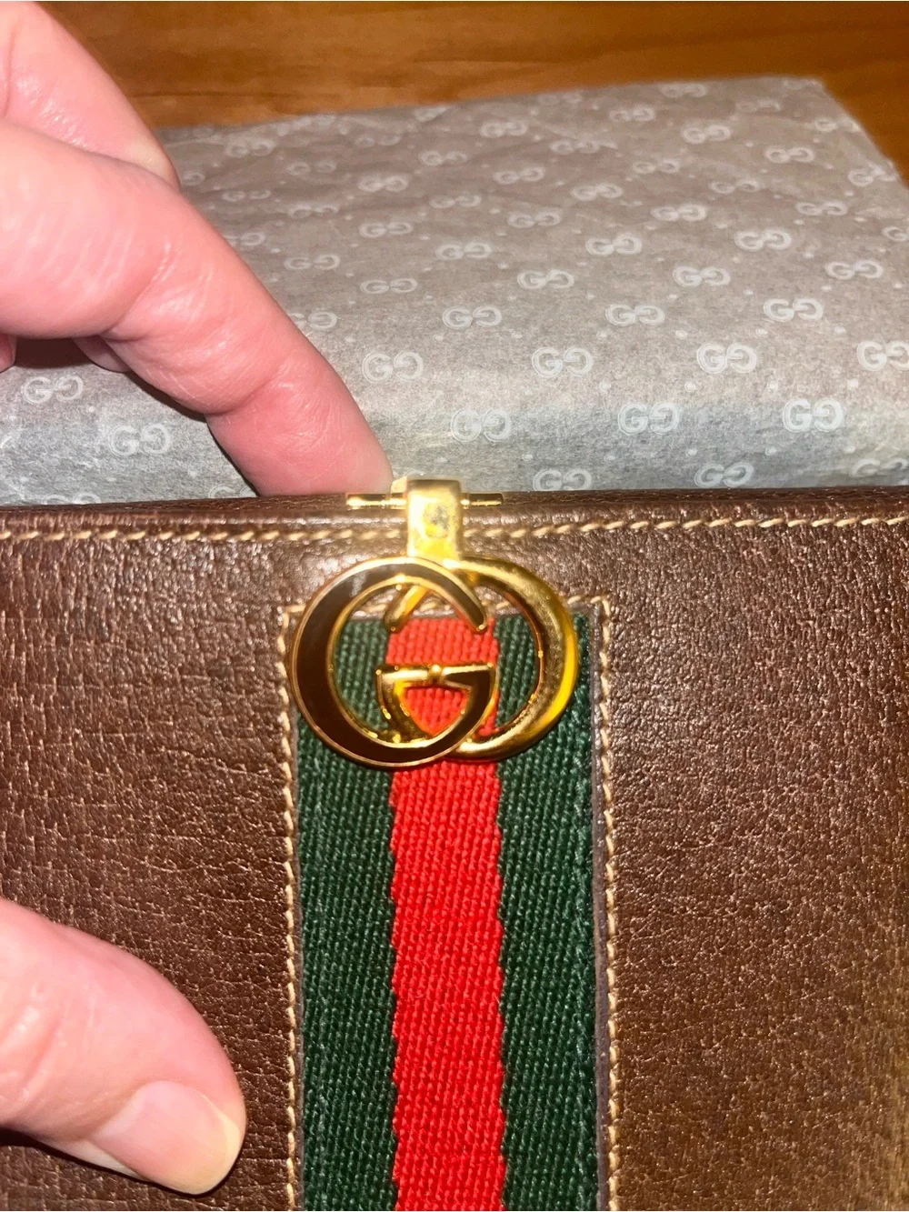Gucci leather Wallet New W/ Box - Picture 2 of 7